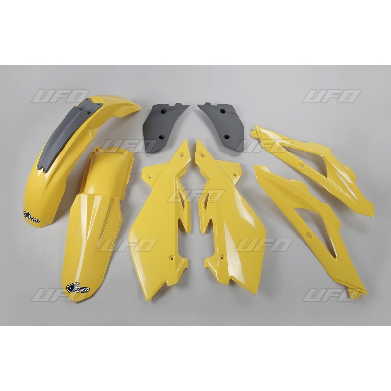 Kit Plastiques pour votre moto Husqvarna | Choisissez la couleur